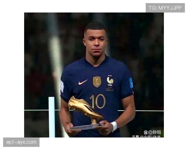 莱万与姆巴佩终结效率与战术角色对比 莱万与姆巴佩终结效率与战术角色对比