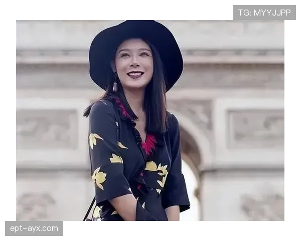 赵雅淇家的猫都比一线明星吃得讲究